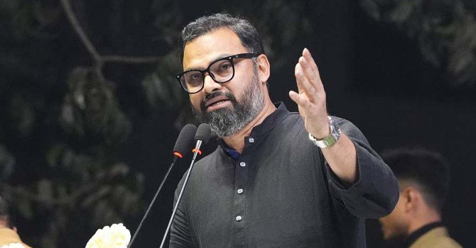 জাতীয় দলের ফুটবলারদের ‘খেপ খেলা’ নিয়ে সতর্ক করলেন ক্রীড়া প্রতিমন্ত্রী
