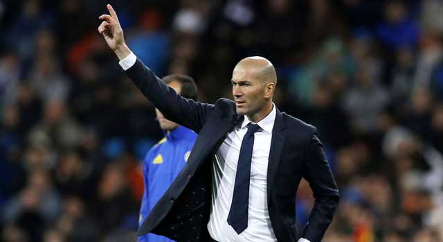 মরিনহোর জায়গায় আসতে চান জিদান