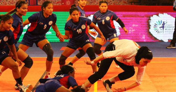 নেপালকে উড়িয়ে সেমি-ফাইনালে ইরান