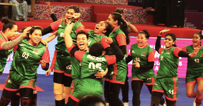 থাইল্যান্ডকে হারিয়ে সেমি-ফাইনালে বাংলাদেশ