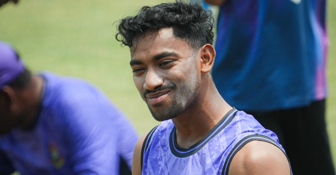 টসে জিতে ফিল্ডিংয়ে বাংলাদেশ, রিপন মন্ডলের ‌‘অভিষেক’