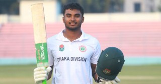 আশিকুরের সেঞ্চুরি, দ্বিতীয় দিন শেষে ৪৬ রান পিছিয়ে ঢাকা