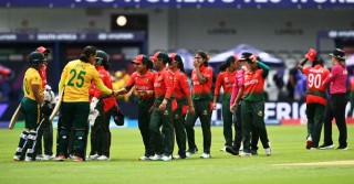 বাংলাদেশকে বিদায় করে সেমির আশা বাঁচিয়ে রাখলো দক্ষিণ আফ্রিকা