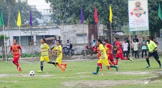 শেরপুরে বঙ্গবন্ধু-বঙ্গমাতা গোল্ডকাপ ফুটবল শুরু