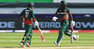 জাকের-হৃদয়ের ব্যাটে ভারতকে ২২৯ রানের লক্ষ্য দিলো বাংলাদেশ