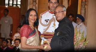 চোরের হাতে এভারেস্ট জয়ী প্রেমলতার পদ্মশ্রী পুরস্কারের স্মারক