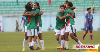 ভারতকে হারিয়ে ইতিহাস গড়লো বাংলাদেশ নারী ফুটবল দল