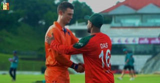 টস জিতে ফিল্ডিংয়ে বাংলাদেশ