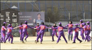 আফগানিস্তানে নারী ক্রিকেট নিষিদ্ধ করলো তালেবান
