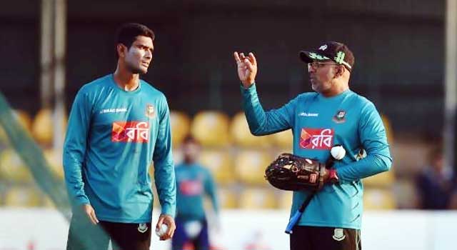 মাহমুদউল্লাহকে বদলে দিয়েছেন হাথুরুসিংহে