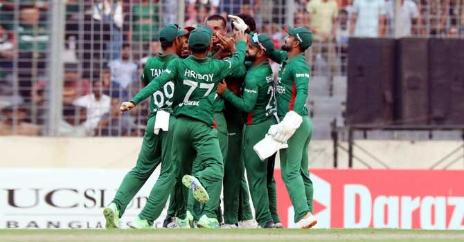 Bangladesh win in style to clean the world champion England