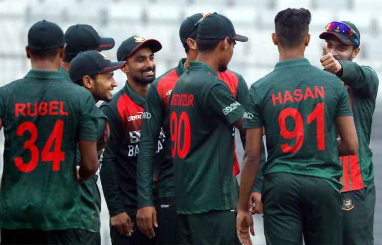 তিন ম্যাচ সিরিজের প্রথম ওয়ানডেতে ওয়েস্ট ইন্ডিজের বিপক্ষে ৬ উইকেটে জয় পেয়েছে বাংলাদেশ। ছবি : বিসিবি তিন ম্যাচ সিরিজের প্রথম ওয়ানডেতে ওয়েস্ট ইন্ডিজের বিপক্ষে ৬ উইকেটে জয় পেয়েছে বাংলাদেশ। ছবি : বিসিবি