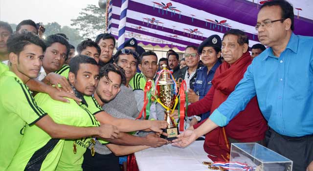 মতলব উত্তরে অন্তঃজেলা ফুটবল টুর্নামেন্ট অনুষ্ঠিত