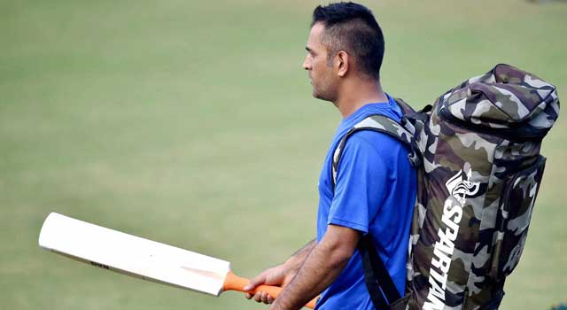 চেন্নাইয়ে নতুন পরিকল্পনায় ধোনি