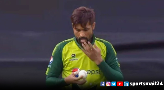 মাঠে নেমেই নিয়ম ভাঙলেন আমির