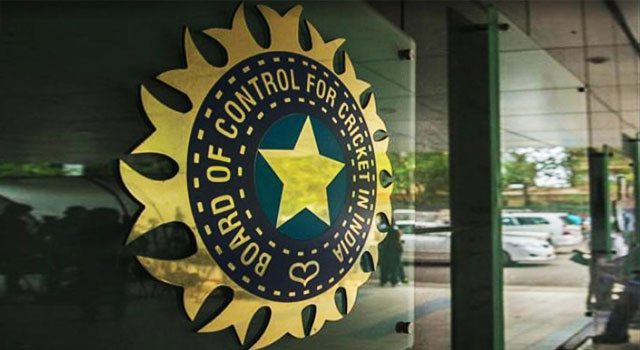 ১১ কোচের সাথে সম্পর্ক ছিন্ন করলো বিসিসিআই