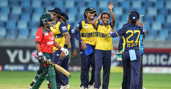 ব্যাটিং ব্যর্থতায় শ্রীলঙ্কার কাছে হারলো বাংলাদেশের মেয়েরা
