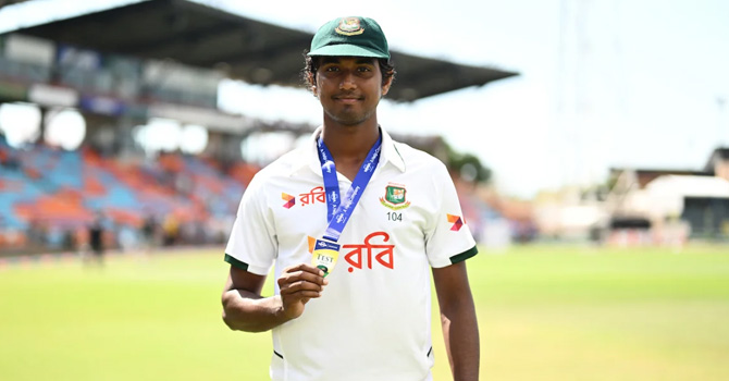 আইসিসির মাস সেরার দৌড়ে হাসান মাহমুদ