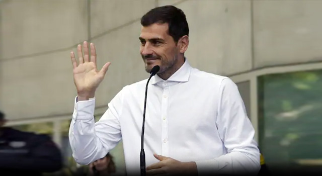 সরে দাঁড়ালেন বিশ্বকাপ জয়ী ক্যাসিয়াস