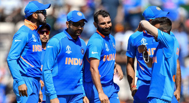 শামির হ্যাটট্রিকে ভারতের শ্বাসরুদ্ধকর জয়