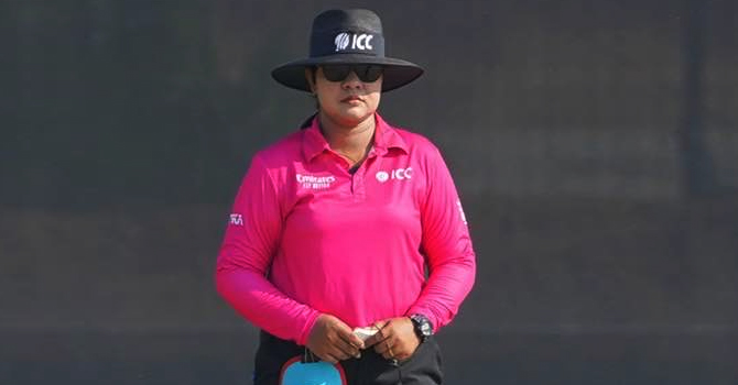নেদারল্যান্ডস সিরিজে আম্পায়ার প্যানেলে জেসি