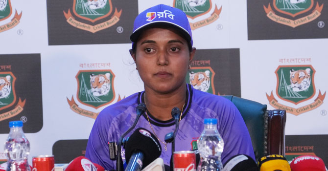 বিশ্বকাপে ইতিহাস বদলাতে চান দেশের নারী ক্রিকেটাররা