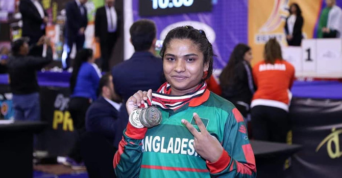 যে কারণে নিষিদ্ধ হলেন মাবিয়া আক্তার