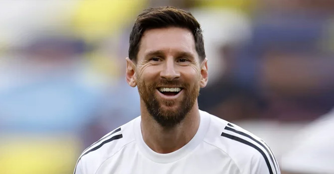 স্পেনে ফুটবল ক্লাবের মালিক হলেন লিওনেল মেসি