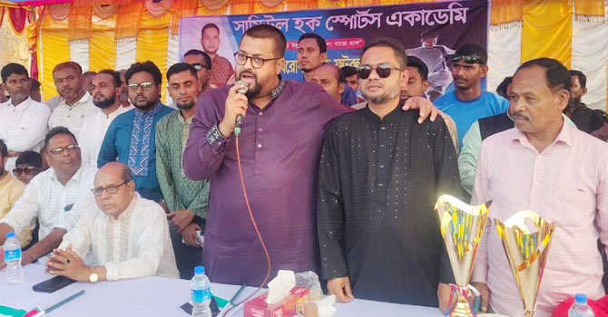 নালিতাবাড়ীতে ব্যতিক্রমী উদ্যোগ, মাদক বিরোধী ফুটবল ম্যাচে ওমর সানী