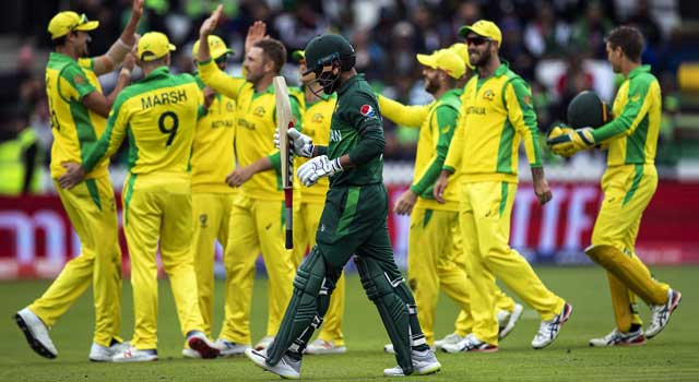 অলআউট হওয়া অস্ট্রেলিয়া পাকিস্তানকেও অলআউট করে হারালো