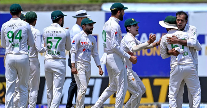 সেই গলেই টেস্ট জিতলো পাকিস্তান, ব্যবধানও একই