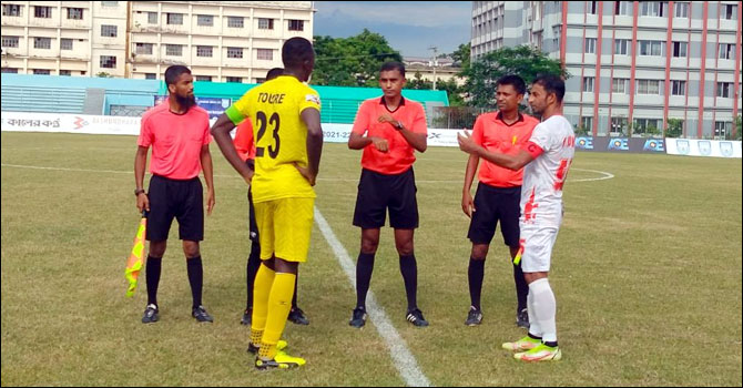 মুক্তিযোদ্ধা সংসদের জালে রহমতগঞ্জের ৭ গোল