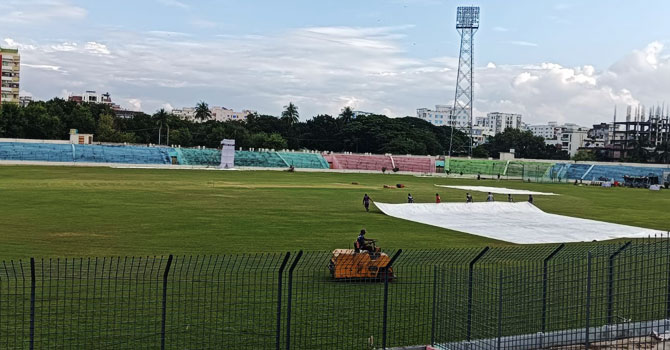 আউটফিল্ড ভেজা, রাজশাহীতে গড়ালো না একটি বলও