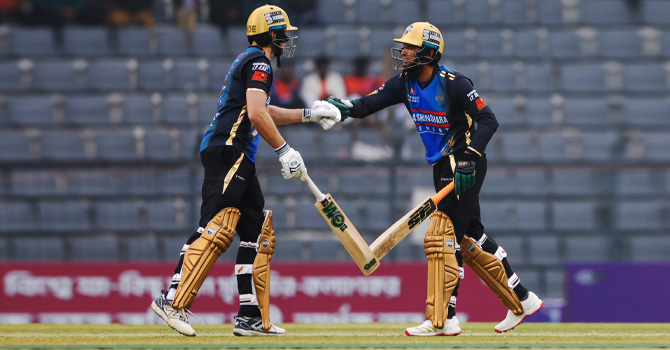 ফাহিমের দুর্দান্ত বোলিংয়ে জয় দিয়ে রংপুরের দারুণ শুরু