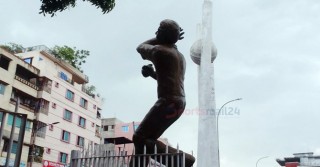 ভাস্কর্যে ফাটল, নিরাপত্তার শঙ্কায় বিসিবির দুই নম্বর বন্ধ ঘোষণা