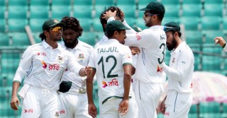 বাংলাদেশের হতাশায় কাটলো দ্বিতীয় সেশন