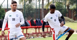 অস্ট্রেলিয়ার বিপক্ষে একাদশে জায়গা পেলেন না অধিনায়ক জামাল
