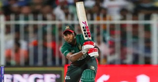 মোসাদ্দেকের ব্যাটিং ঝড়, বাংলাদেশের সংগ্রহ ২৮৪