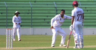 রাজশাহী ভেন্যুতে ২২৯ রানে অলআউট বরিশাল, সানজামুলের ৪ উইকেট