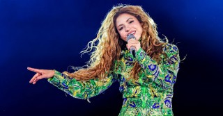 ফুটবল বিশ্বকাপে আবারও শাকিরার গান