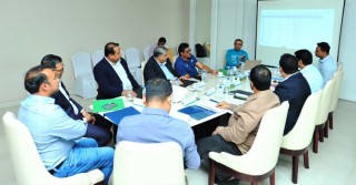 হামজা-জামালদের কোচ বাছাইয়ের সংক্ষিপ্ত তালিকায় ১০ জন