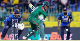 সিরিজ রক্ষার ম্যাচে দুই পরিবর্তন নিয়ে ব্যাটিংয়ে বাংলাদেশ