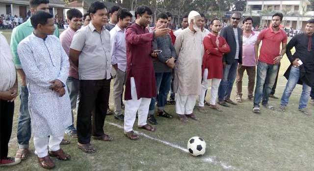 নাভানাকে হারিয়ে ফাইনালে টাঙ্গাইল ফুটবল একাডেমি