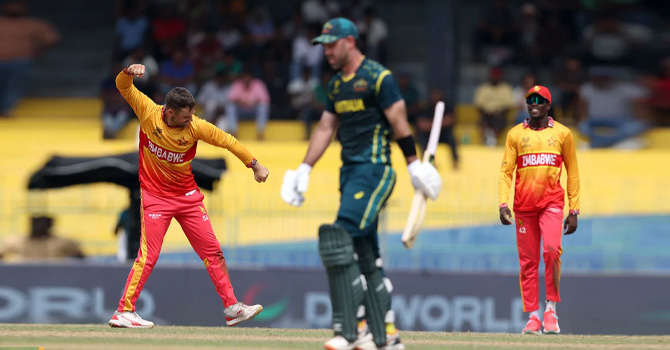 সুপার এইটে জিম্বাবুয়ে, বিদায় অস্ট্রেলিয়ার