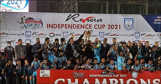 বসুন্ধরাকে হারিয়ে স্বাধীনতা কাপের শিরোপা জিতলো আবাহনী