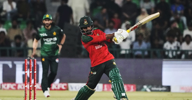 পাকিস্তানের বিপক্ষে প্রথম টি-টোয়েন্টিতে হারলো বাংলাদেশ