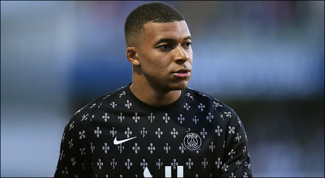 মেসির সঙ্গে খেলতে ‌আগ্রহী নন এমবাপে!