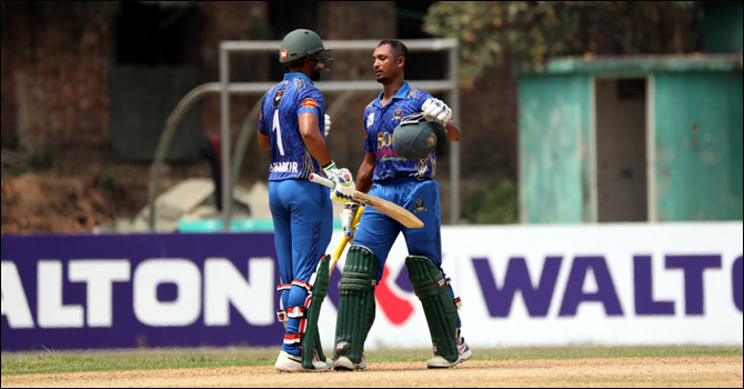 বৃষ্টি আইনে রূপগঞ্জ টাইগার্সকে হারালো লিজেন্ডস অব রূপগঞ্জ