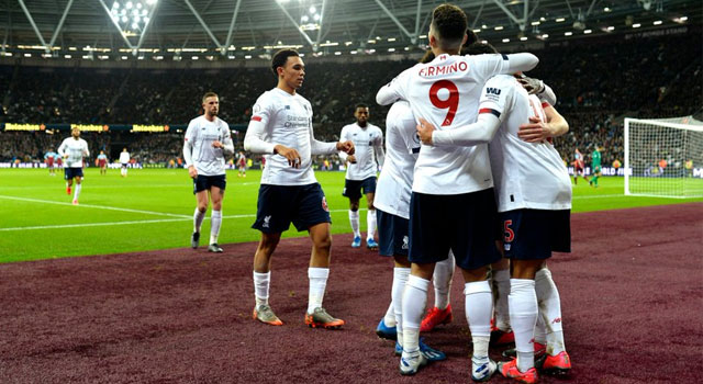 ওয়েস্ট হ্যামকে হারিয়ে শীর্ষস্থান ধরে রাখলো লিভারপুল