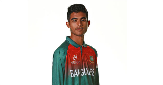 সেঞ্চুরি হাঁকালেন প্রান্তিক নওরোজ নাবিল